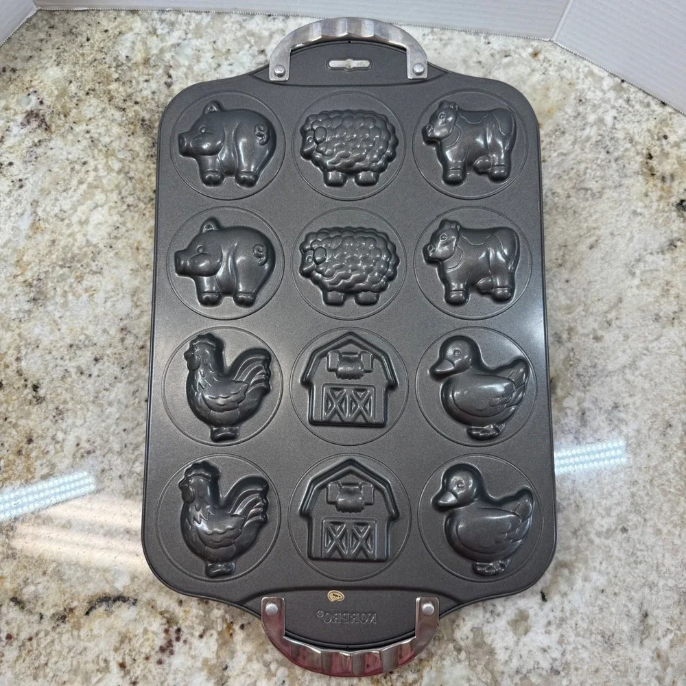 Norpro Farm Animals Barn Nonstick 12 Cavity Cookie Pan Stainless Handles Gray
